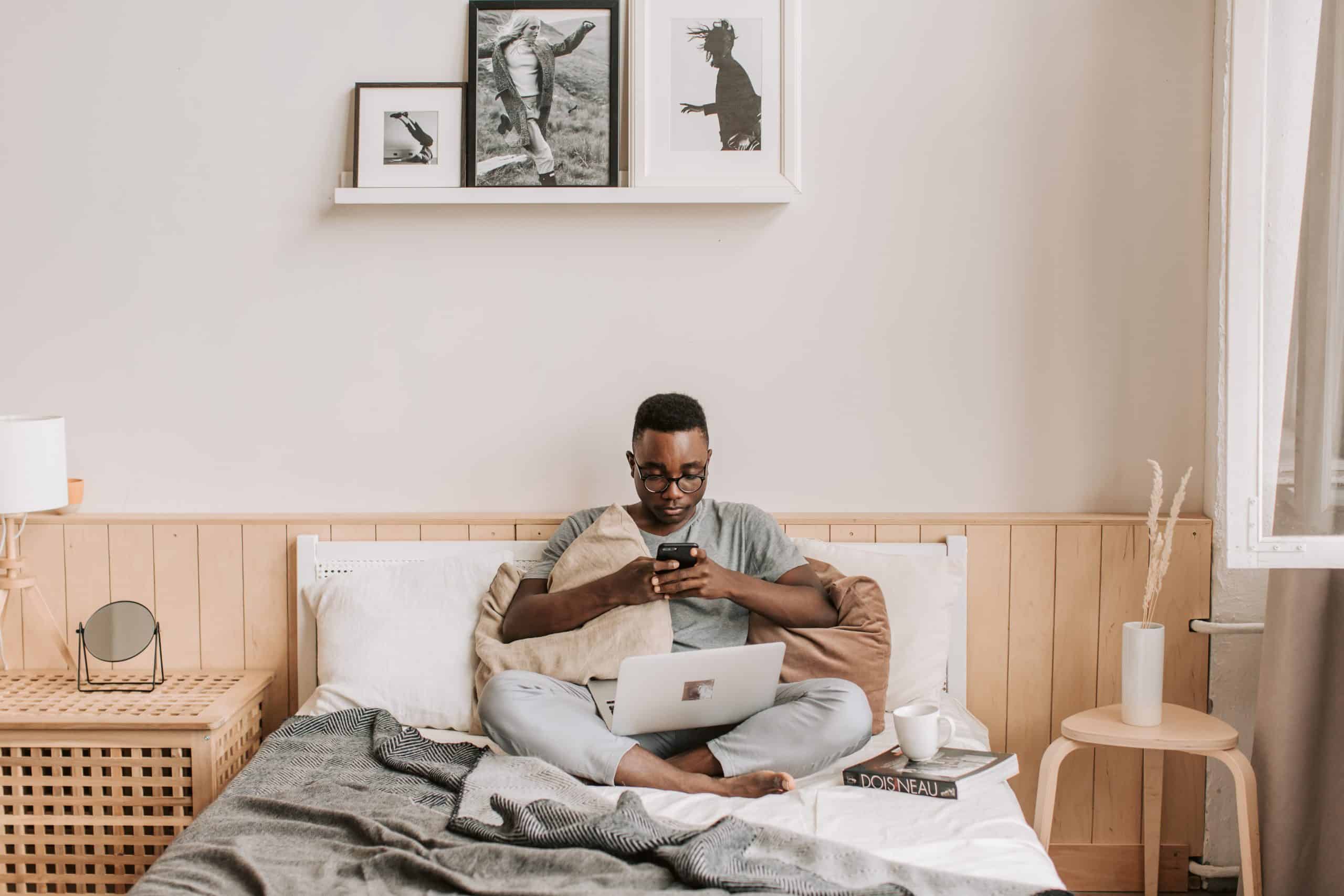 What Does It Mean to Be an Outsourced Employee? A Complete Guide for U.S. Businesses and Workers