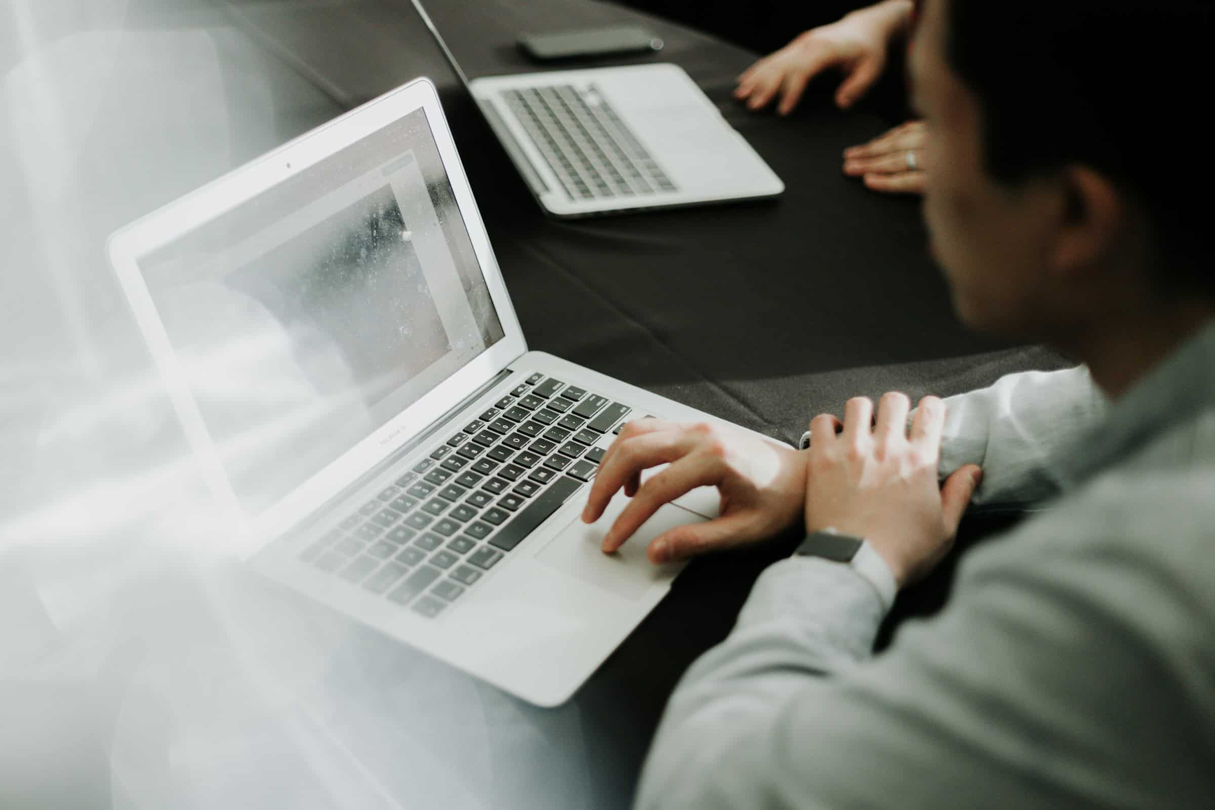 Best Mobile LMS Platforms for Learning on the Go