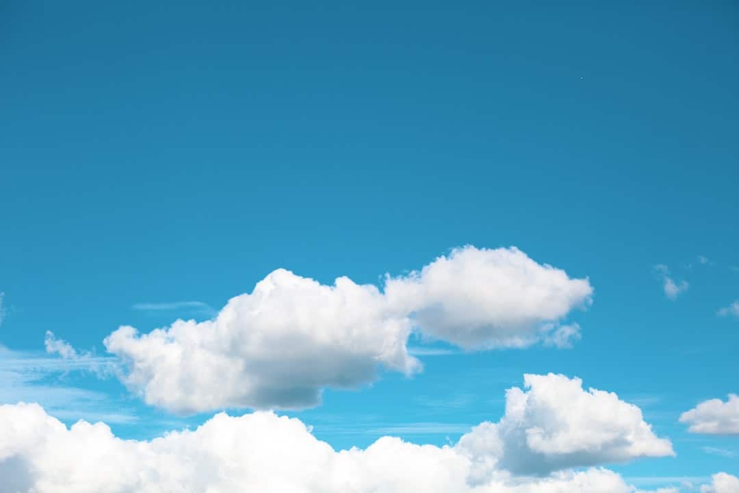 How does cloud-based software impact software licensing models?