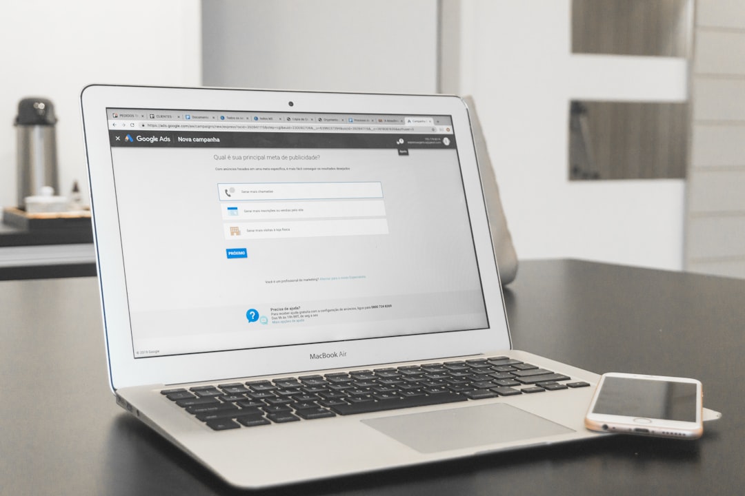 Why ‘Search Google or Type a URL’ Still Confuses Some Users