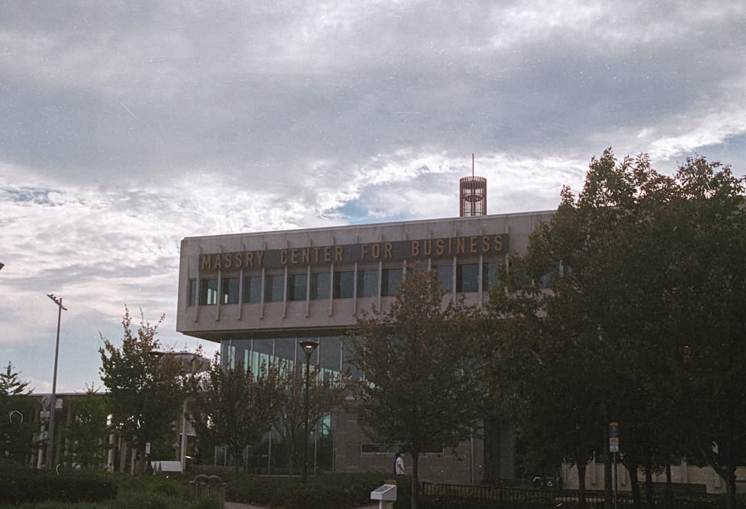 Microsoft Building 40: Key Facts and Innovations